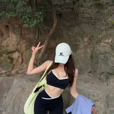 赖英